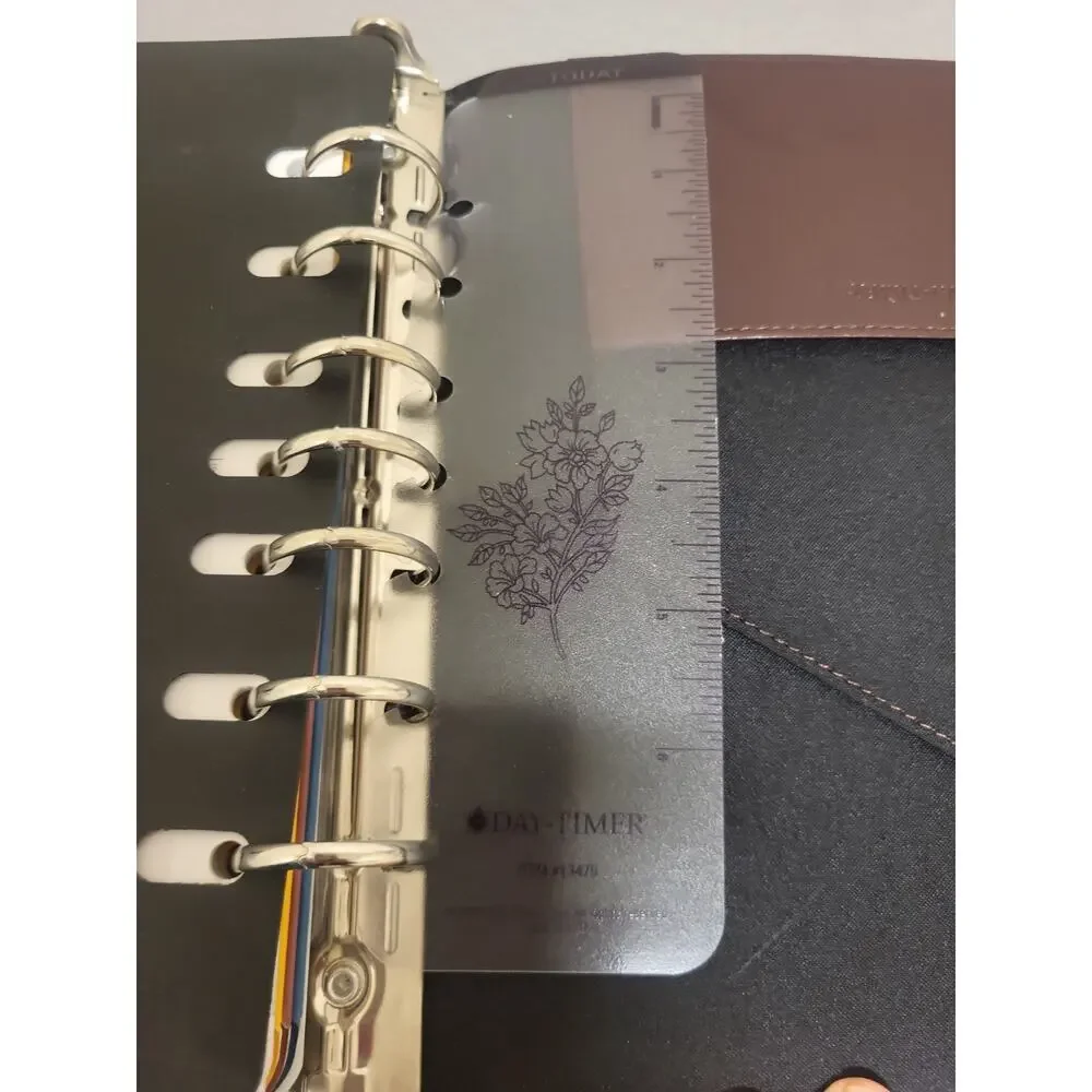 VTG Day-Timer Burgundy Wine Leather 3 Ring Planner Organizer 9.5 X 7 w/inserts